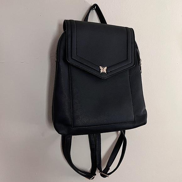 Handbags - Vegan Leather Backpack - So Spacious!!